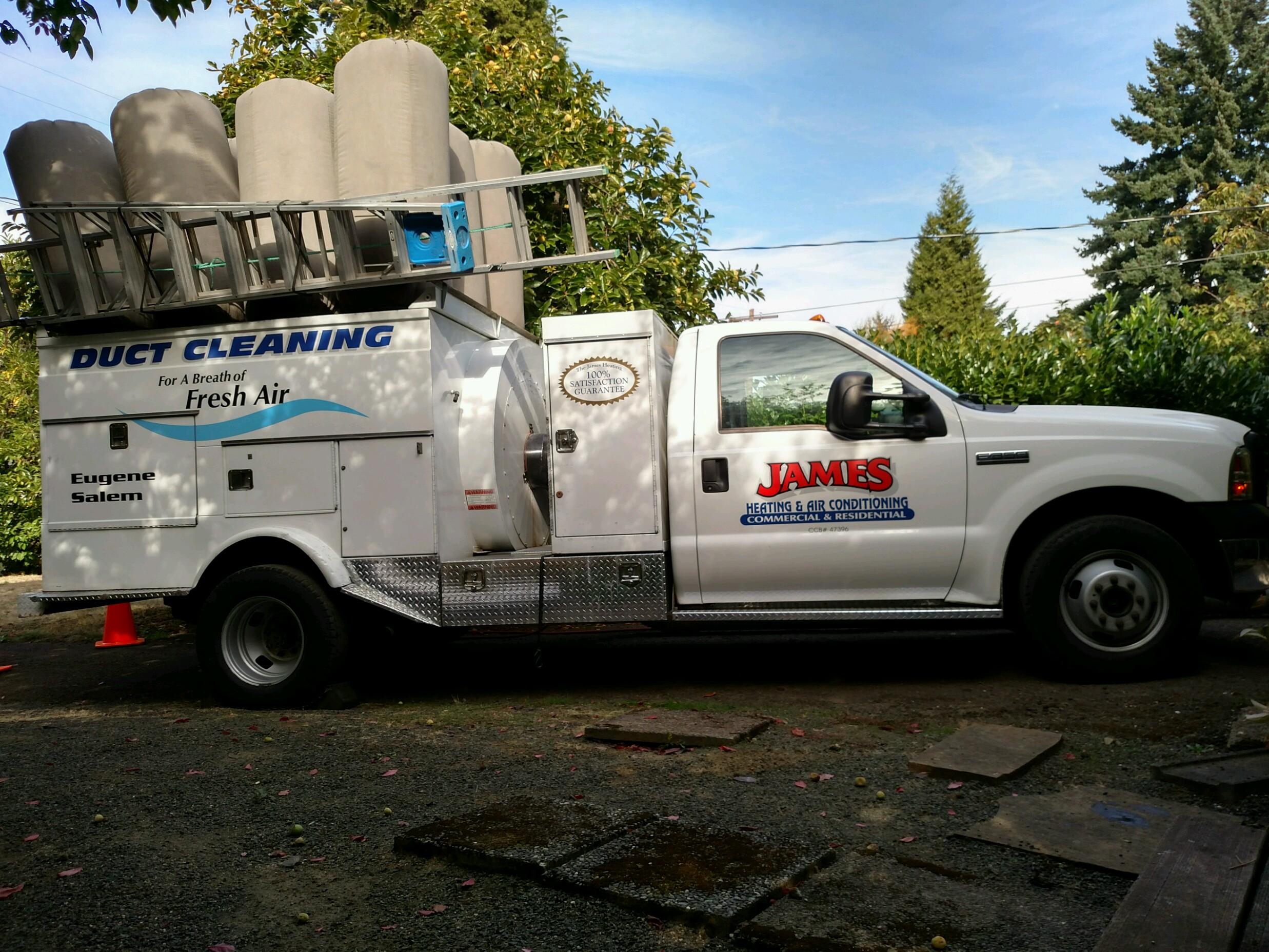 Duct cleaning in Salem, Oregon